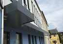 Vordach mit beschichteten Aluminiumblechen